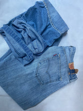 Load image into Gallery viewer, Luxe Extended Denim- 34
